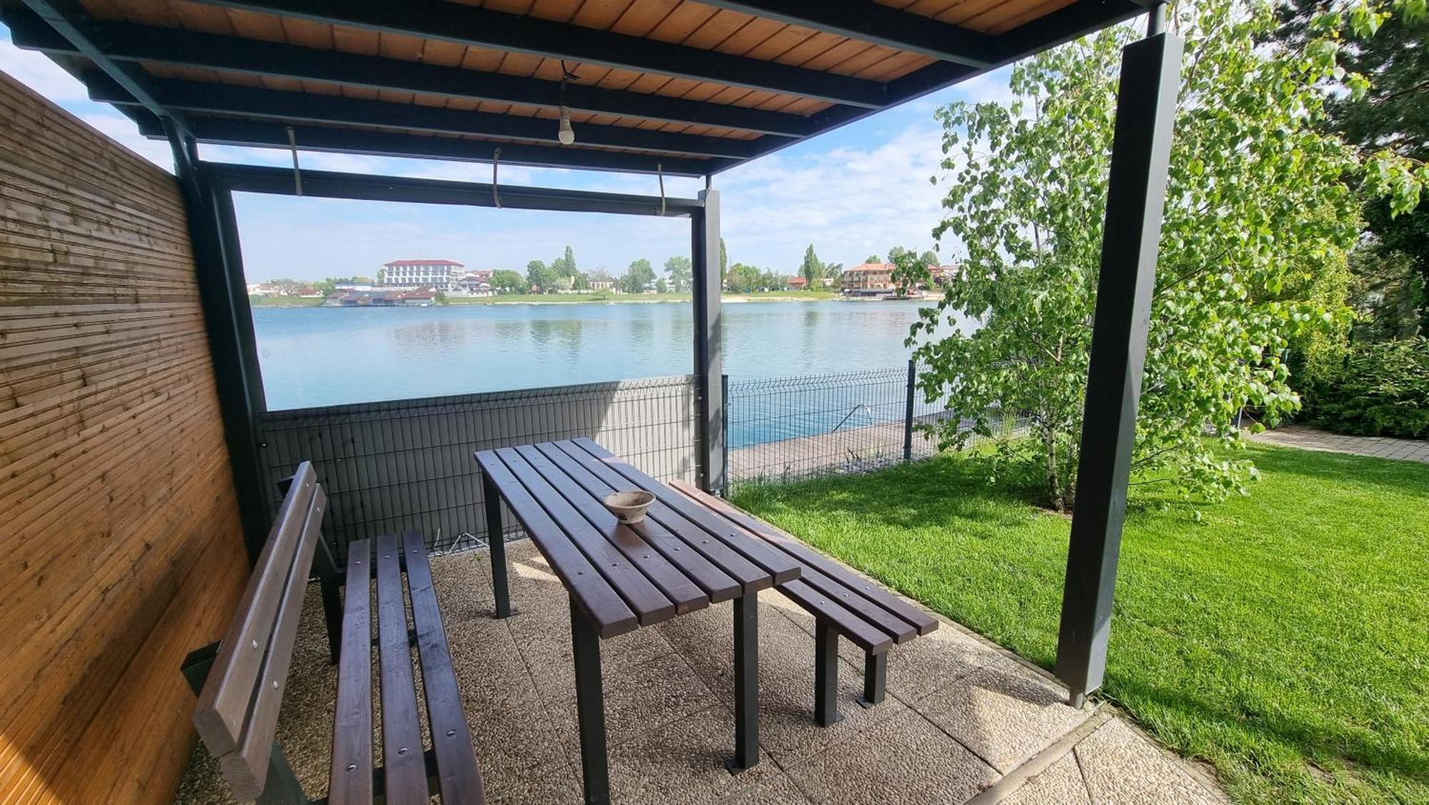 Topsenec-Lakeside Home Exterior foto