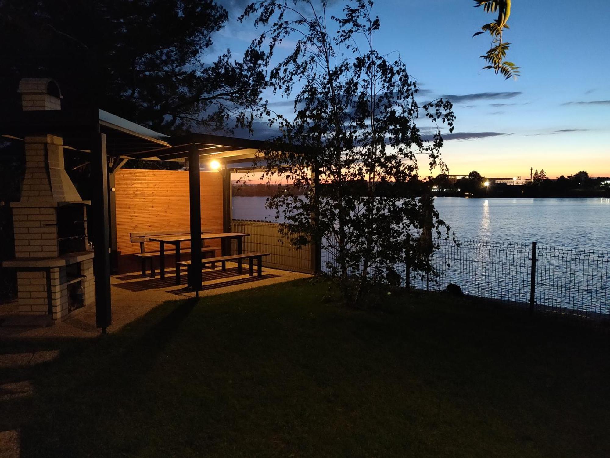 Topsenec-Lakeside Home Exterior foto