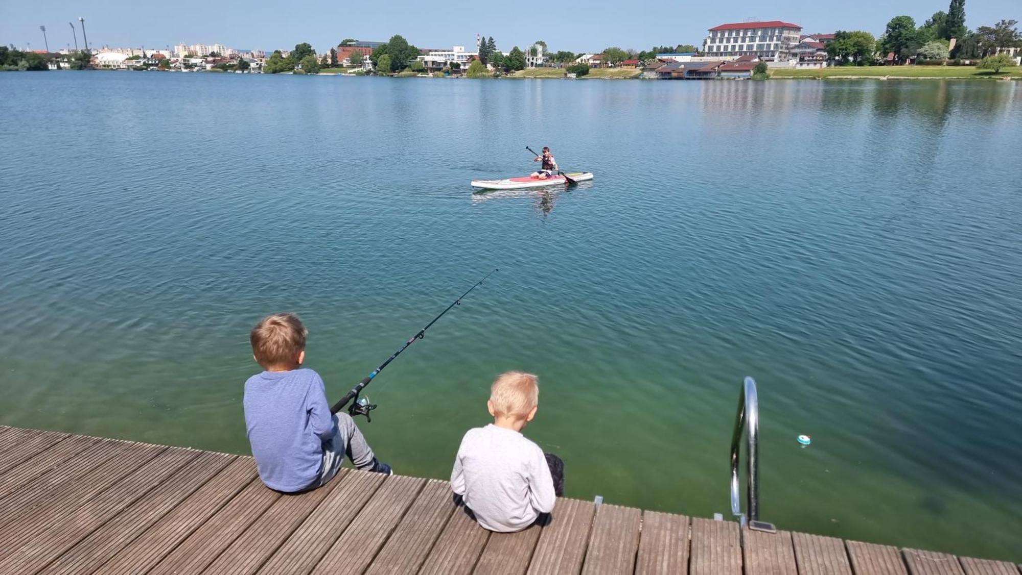 Topsenec-Lakeside Home Exterior foto